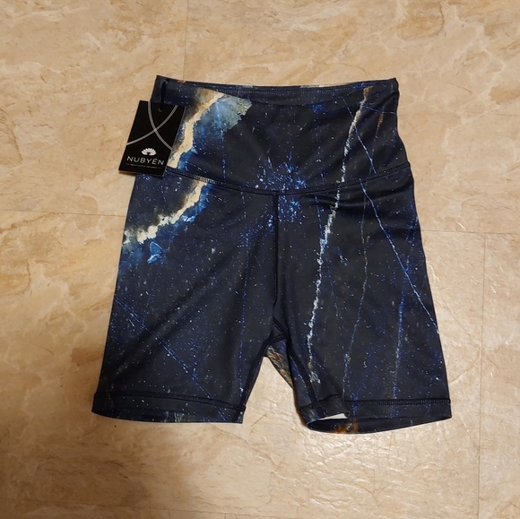 Nubyen biker shorts size XS bnwt - Picture 1 of 3